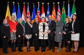 participantes de la réunion FPT des ministres responsables de la condition féminine